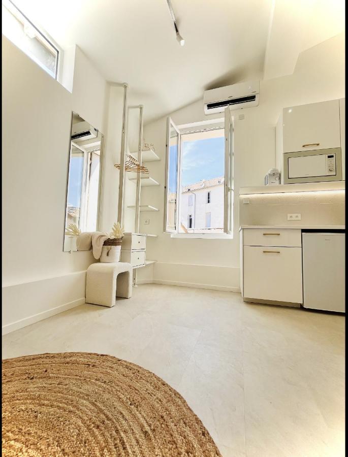 Cosy Suite - Elegance & Calme En Hyper-Centre Montpellier Exteriör bild
