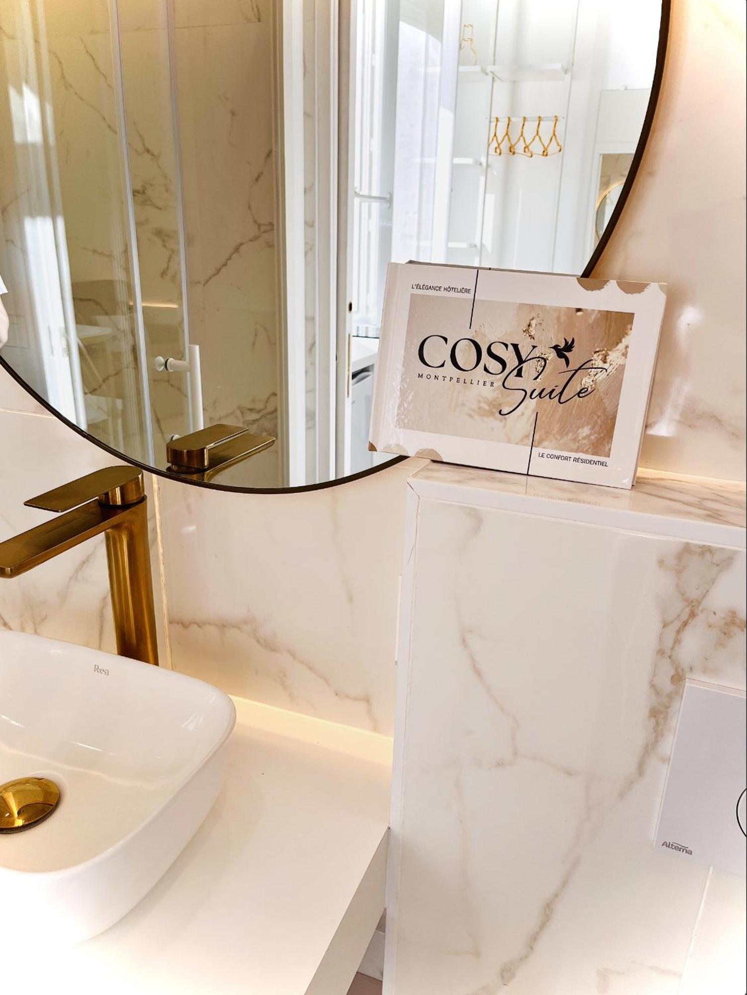 Cosy Suite - Elegance & Calme En Hyper-Centre Montpellier Exteriör bild